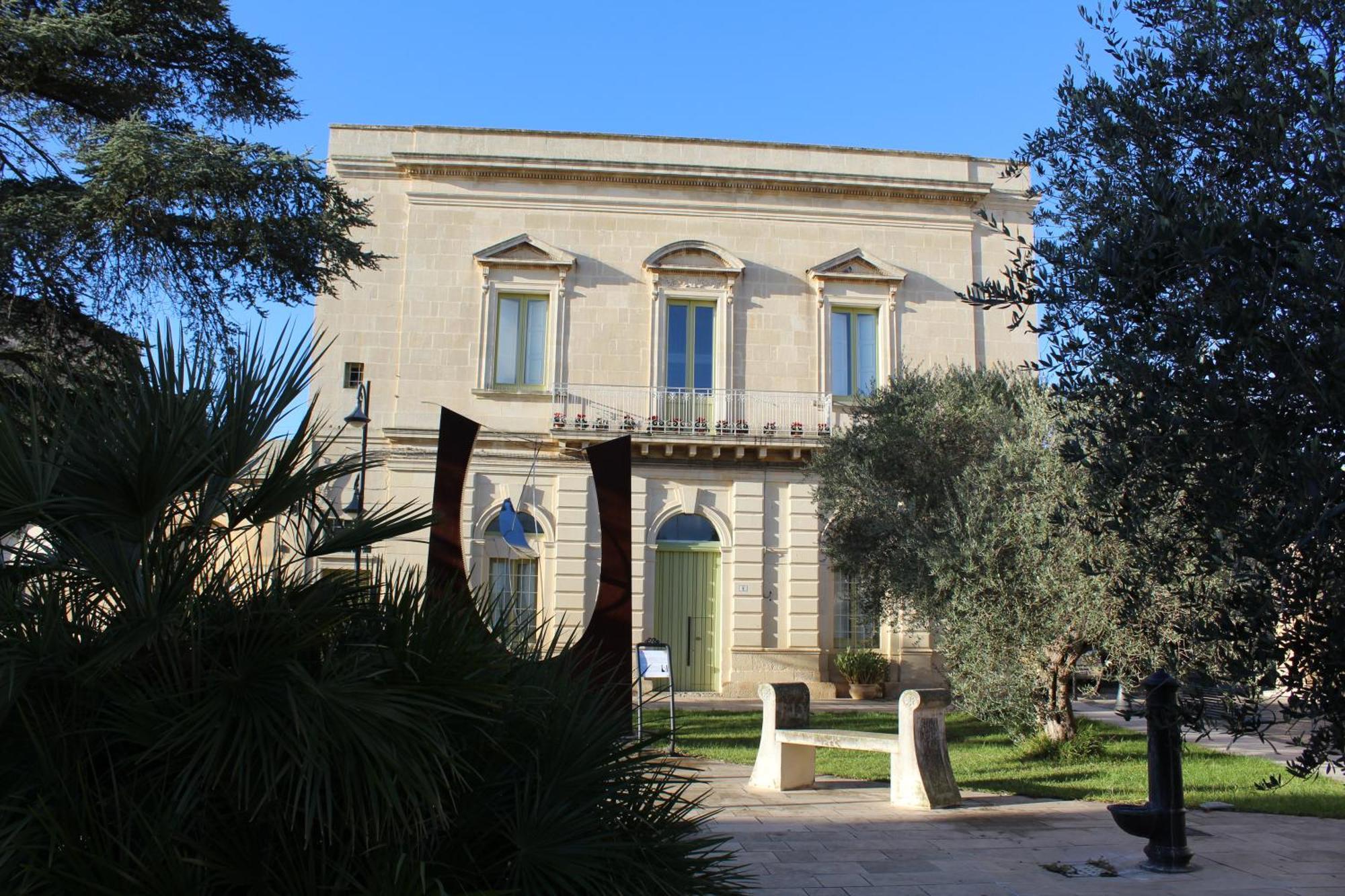 Palazzo Mandurino Luxury Relais Bed & Breakfast Zollino Екстериор снимка